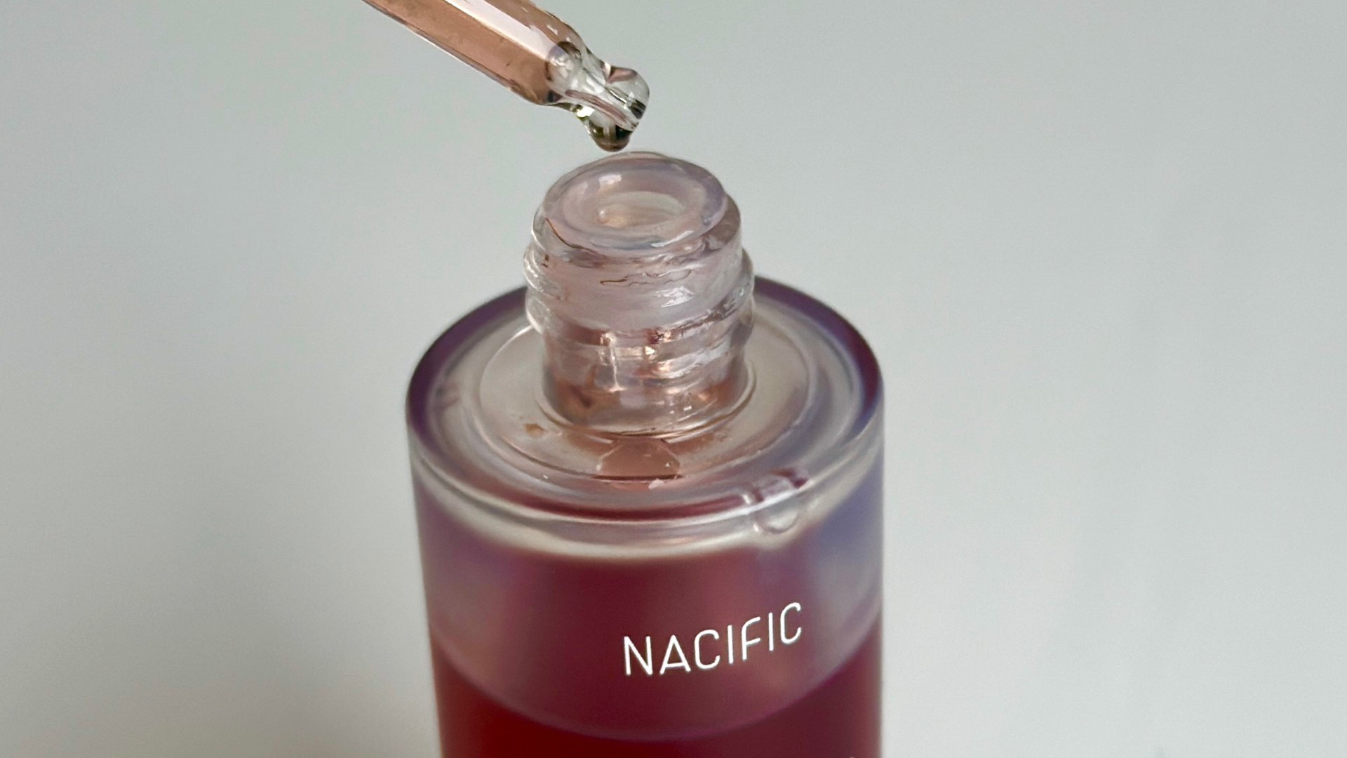 I’ve been testing the Nacific Origin Red Salicylic Acid Serum for two months, and here’s what I’ve learned
